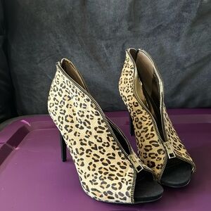 Size 10 Leopard Heels